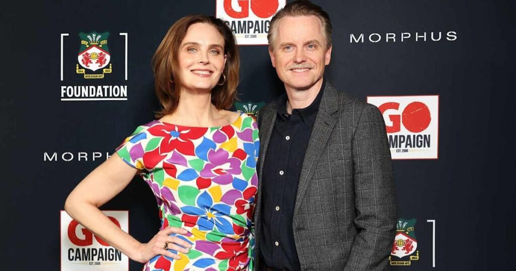 emily deschanel height