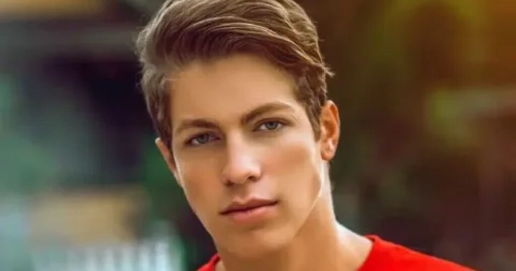 how much money does ben azelart have