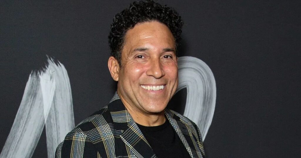 Oscar Nuñez Net Worth