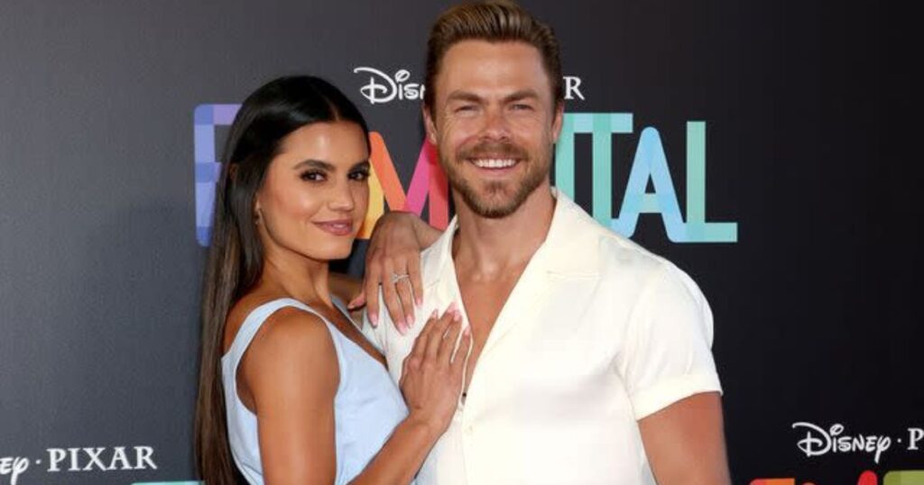 what is derek hough's net worth