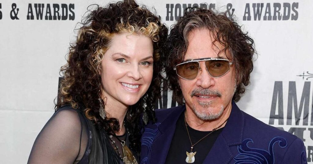 how much is john oates worth