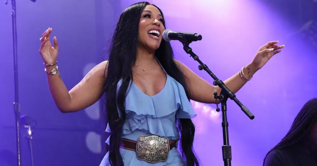 how much is k michelle worth